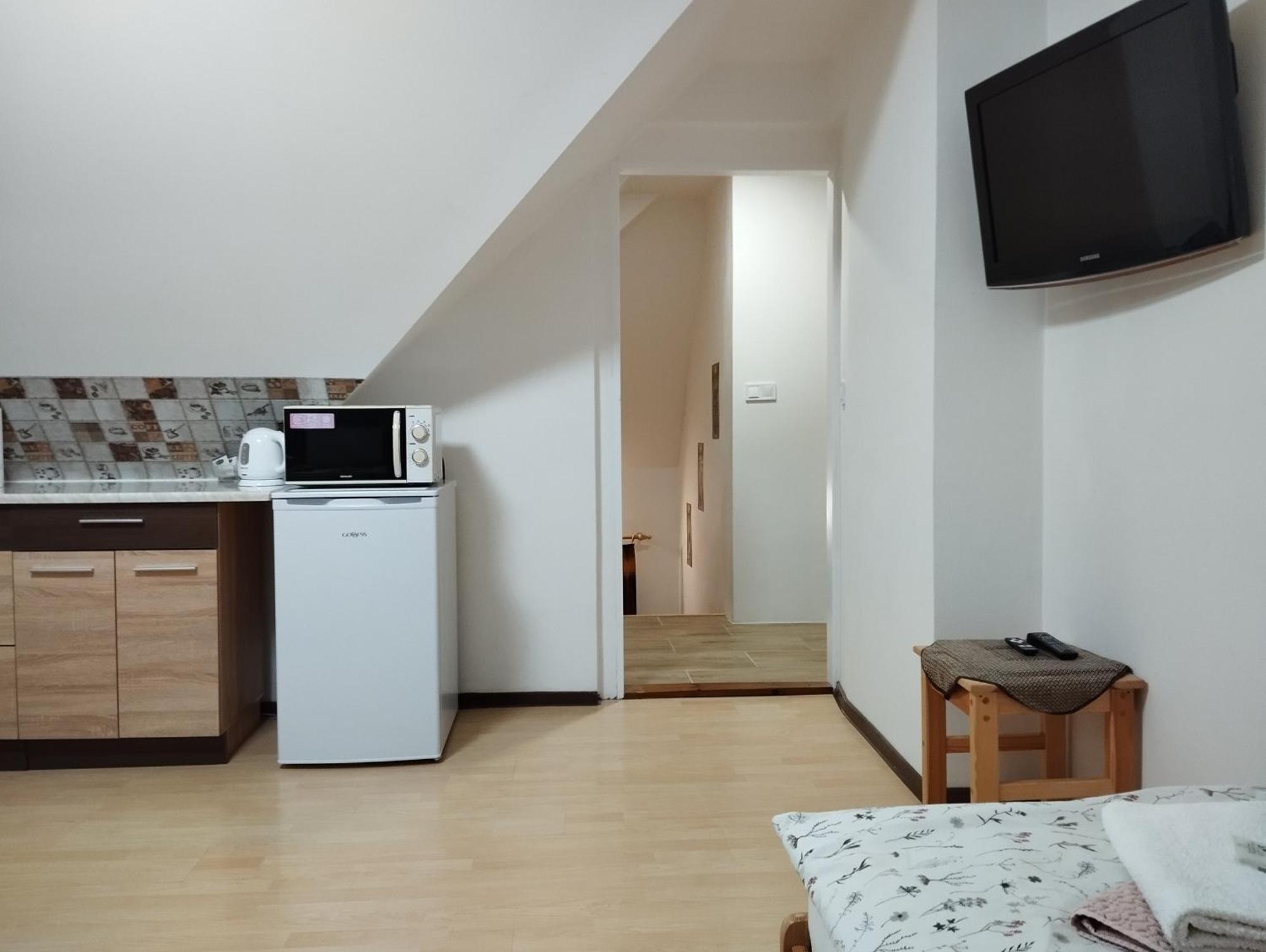 Ubytovani U Nadii Zelezny Brod Esterno foto